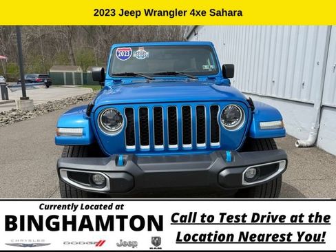 Used 2023 Jeep Wrangler Unlimited Sahara w/ Cold Weather Group AWD/4WD image 3