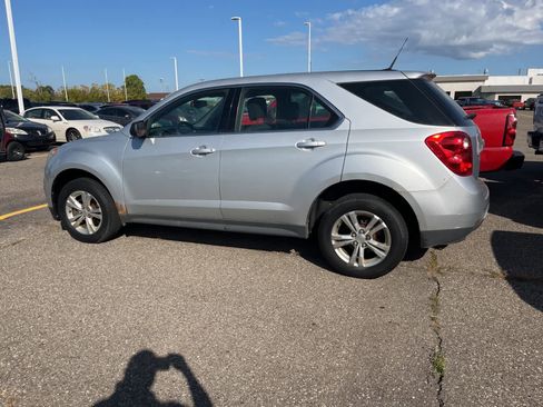 Used 2011 Chevrolet Equinox LS image 6