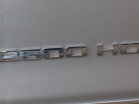 Used 2019 Chevrolet Silverado 2500 LTZ w/ Duramax Plus Package image 52