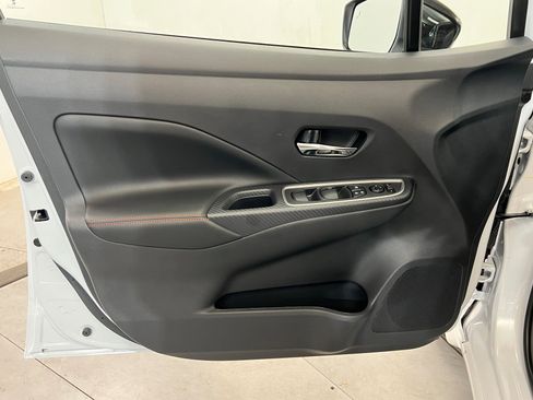 New 2025 Nissan Versa SR w/ Trunk Package image 14