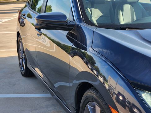 Used 2020 Honda Civic EX-L image 13