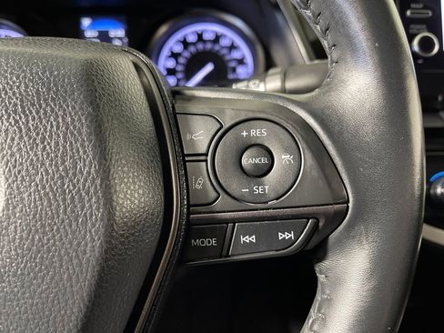 Certified 2022 Toyota Camry SE w/ Convenience Package image 27