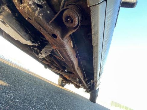 Used 2001 Chevrolet S10 Pickup LS w/ Preferred Equipment Group image 12