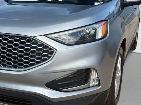 Used 2024 Ford Edge SEL w/ Convenience Package AWD/4WD image 11