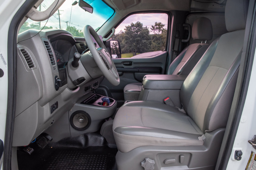 Used 2013 Nissan NV 3500 SV w/ Technology Pkg RWD image 6