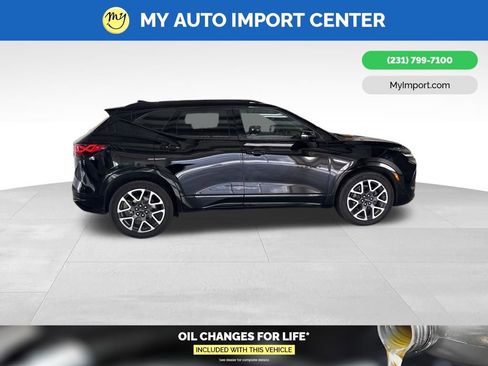 Used 2023 Chevrolet Blazer RS w/ Enhanced Convenience Package image 8