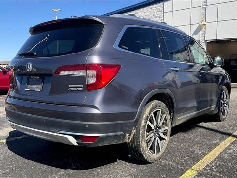 Used 2021 Honda Pilot Touring image 2