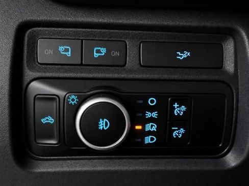 Used 2023 Ford F250 Lariat w/ Lariat Ultimate Package AWD/4WD image 47