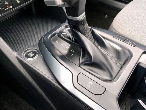 Used 2025 Kia K4 FWD image 35