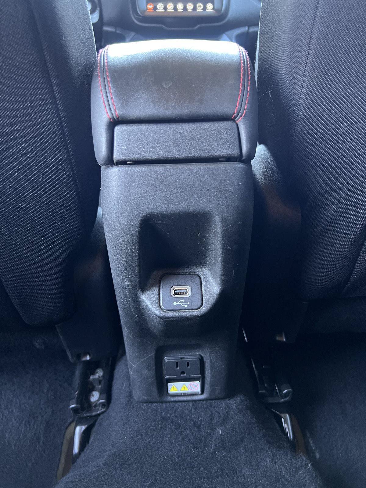 Used 2021 Jeep Renegade Trailhawk AWD/4WD image 35