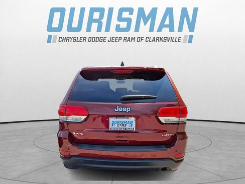 Certified 2018 Jeep Grand Cherokee Laredo AWD/4WD image 5