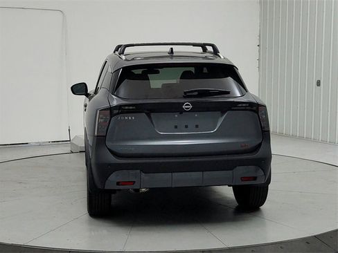 New 2026 Nissan Kicks SR image 6