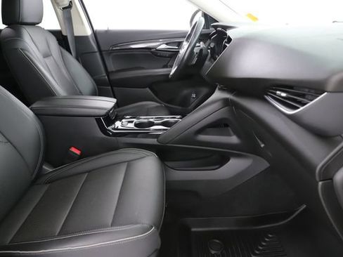 Used 2022 Buick Envision Essence w/ Safety Package FWD image 30