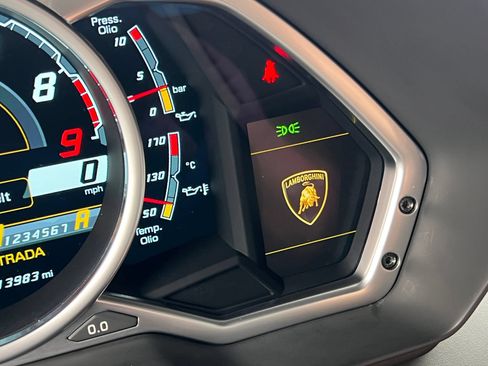 Used 2013 Lamborghini Aventador LP 700-4 AWD/4WD image 30