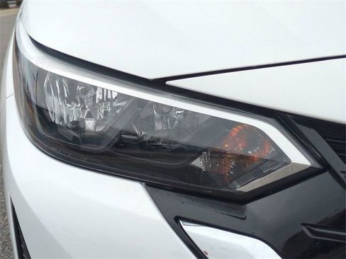 Used 2024 Nissan Sentra S image 10