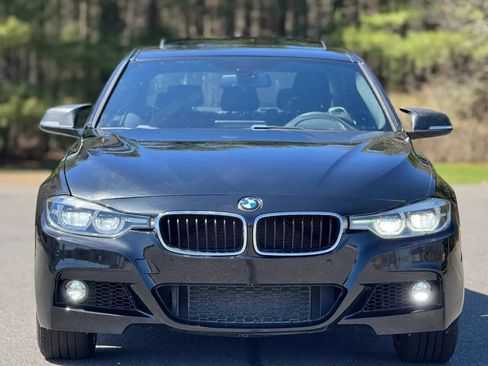 Used 2018 BMW 330i xDrive Sedan AWD/4WD image 3