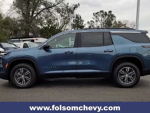 New 2026 Chevrolet Traverse LT image 7