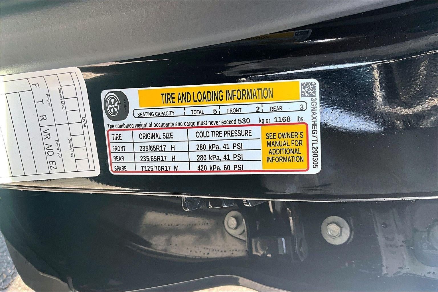 Used 2026 Chevrolet Equinox LT FWD image 32
