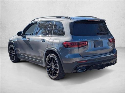 Certified 2023 Mercedes-Benz GLB 250 image 7