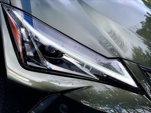 Used 2021 Lexus UX 250h image 28