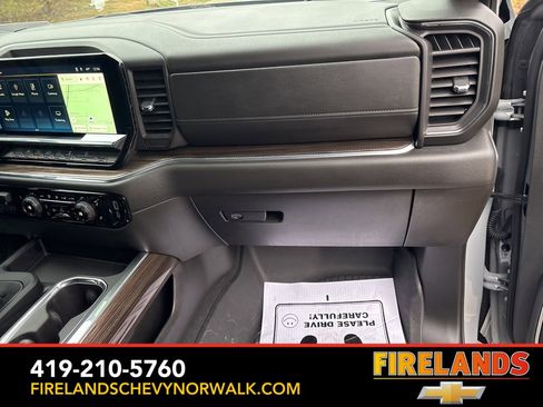 Used 2025 Chevrolet Silverado 1500 RST w/ Convenience Package II image 38