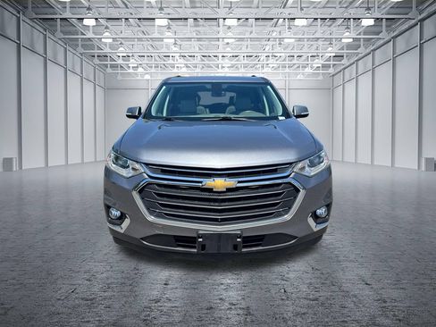Used 2019 Chevrolet Traverse LT w/ LT Premium Package AWD/4WD image 2