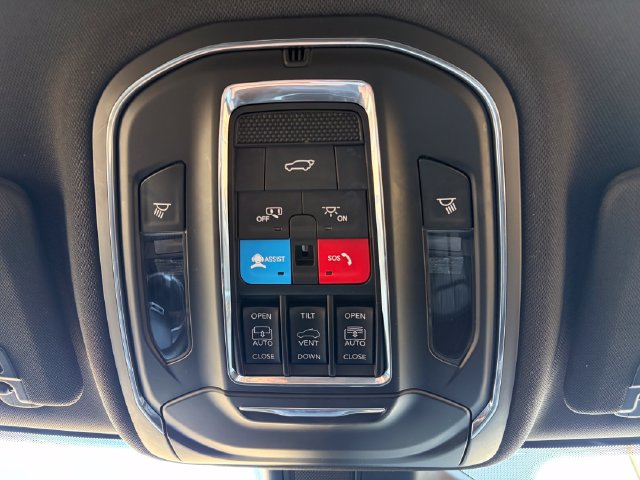 Used 2024 Jeep Grand Cherokee L Limited w/ Luxury Tech Group II AWD/4WD image 25