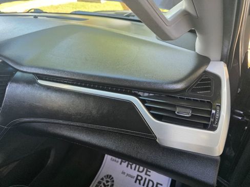 Used 2015 GMC Yukon SLT w/ HD Trailering Package image 36