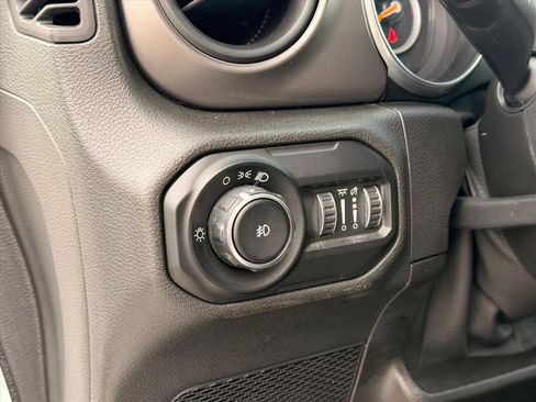 Used 2021 Jeep Wrangler Unlimited Sport image 26