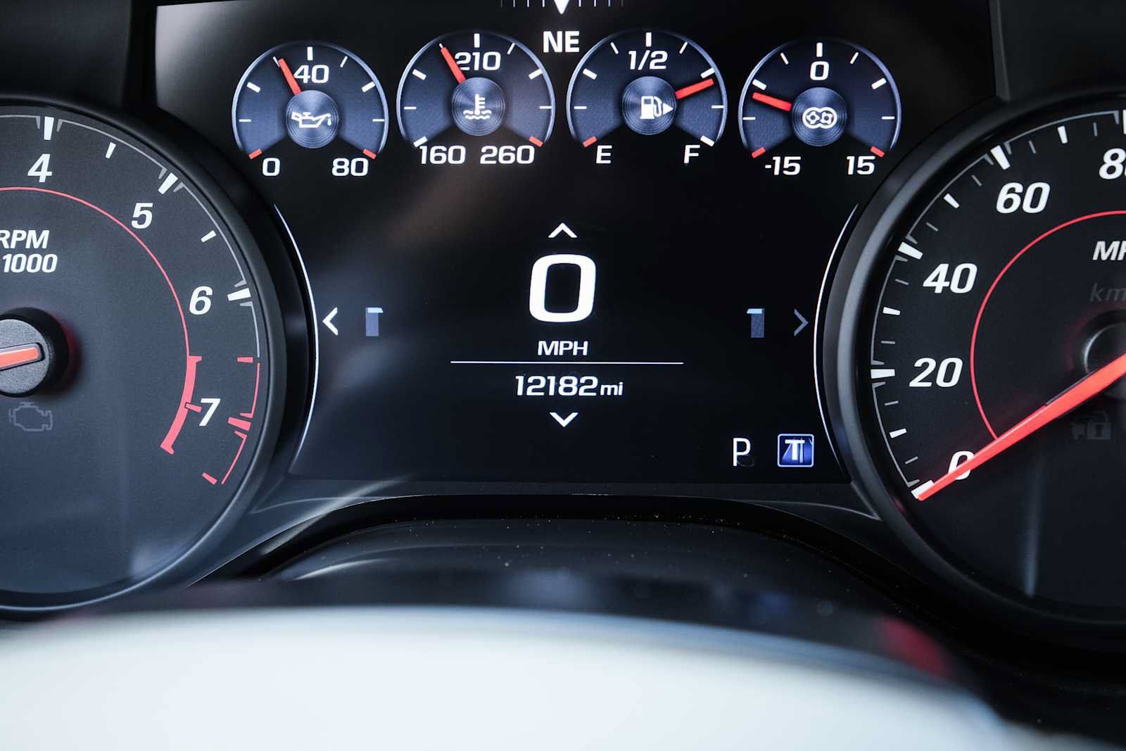 Used 2021 Chevrolet Camaro ZL1 RWD image 53