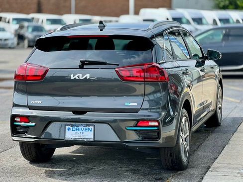 Used 2022 Kia Niro EX w/ Cold Weather Package image 36
