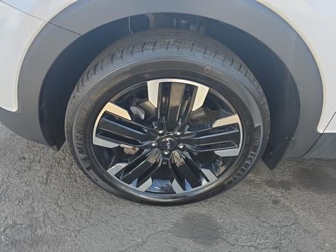 Used 2023 Kia Telluride SX AWD/4WD image 15