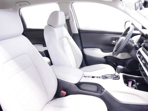 Certified 2023 Honda HR-V LX image 14