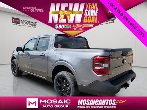 New 2025 Ford Maverick Lariat w/ Black Appearance Package image 5