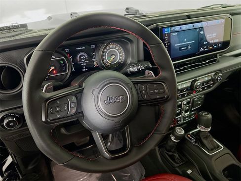 Used 2024 Jeep Wrangler Unlimited Rubicon 392 image 12