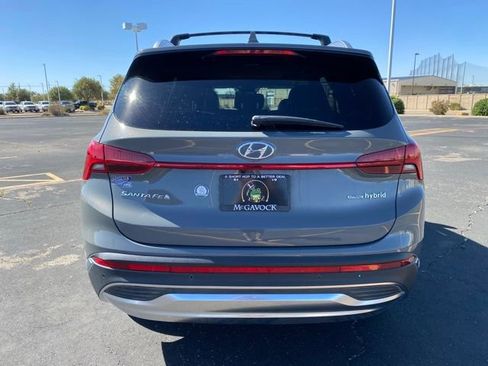 Used 2023 Hyundai Santa Fe SEL Premium image 4