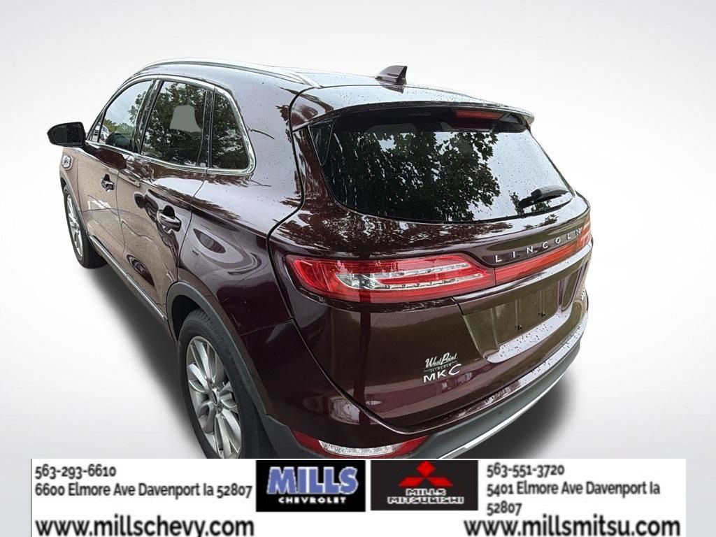 Used 2017 Lincoln MKC Reserve FWD image 4