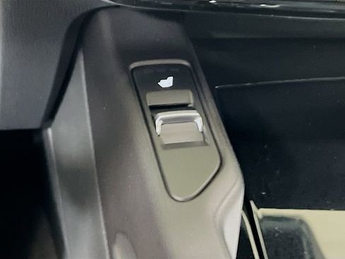 New 2025 Kia Telluride S image 21