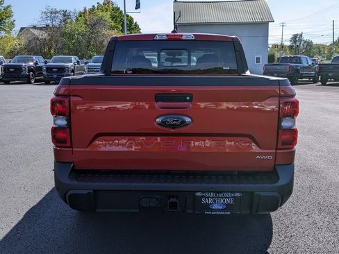 New 2024 Ford Maverick Lariat w/ Black Appearance Package image 19