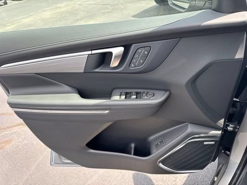 New 2026 Buick Enclave Preferred w/ Power Package FWD image 17