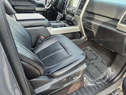 Used 2018 Ford F150 Lariat w/ Equipment Group 502A Luxury image 20