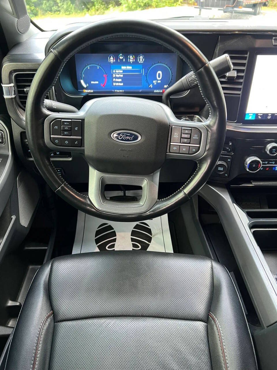 Used 2023 Ford F450 Lariat w/ Chrome Package AWD/4WD image 16