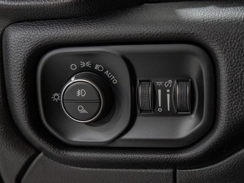 Used 2022 RAM 2500 Laramie image 30