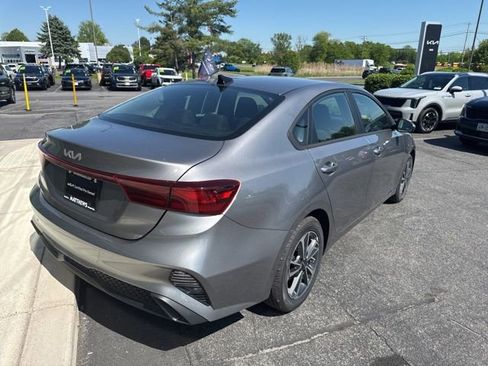 Certified 2023 Kia Forte LXS FWD image 11