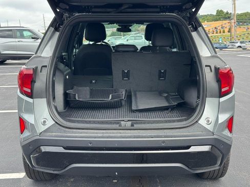 Used 2026 GMC Terrain Elevation w/ Elevation Premium Package FWD image 5