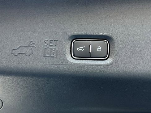 New 2025 Ford Expedition Max Platinum w/ Driver's Package image 14