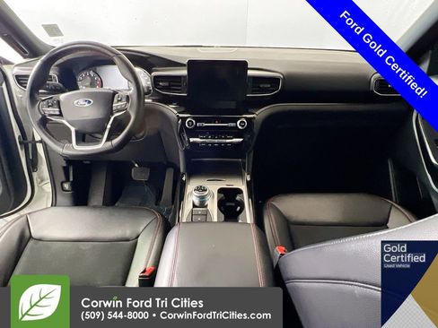 Used 2024 Ford Explorer ST-Line w/ Class IV Trailer Tow Package image 7