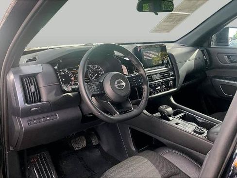 Certified 2025 Nissan Pathfinder Rock Creek AWD/4WD image 17