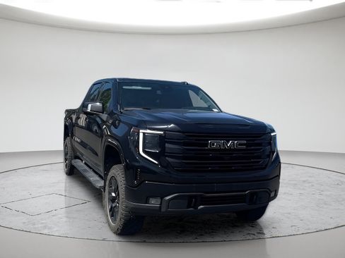 Used 2022 GMC Sierra 1500 Elevation w/ Elevation Premium Package AWD/4WD image 12