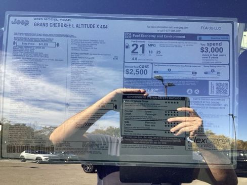 New 2025 Jeep Grand Cherokee L Altitude image 16